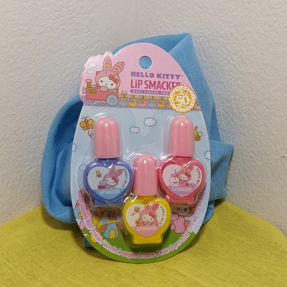 Hello Kitty Lip Smackers 50th Anniversary Nail Polish Trio - Picture 1 of 8